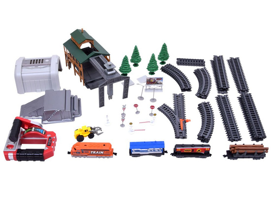 Queue, freight train with wagons and station RC0507