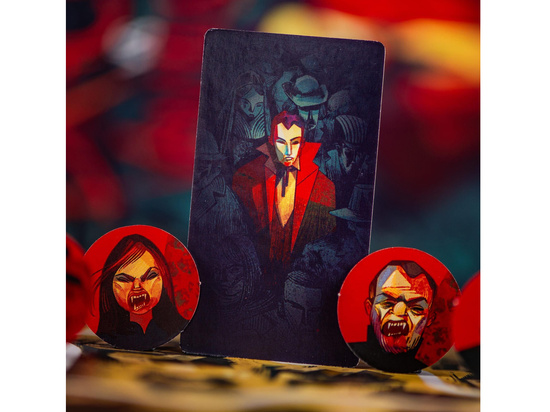 Muduko Dracula vs. Van Helsing Card Game - Suspenseful GR0812
