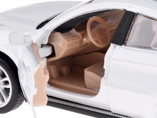 Metal car BMW X6 model scale 1:32 white SUV light sound ZA4606