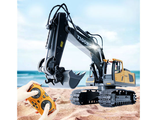 Excavator on crawlers controlled by remote control RC0599