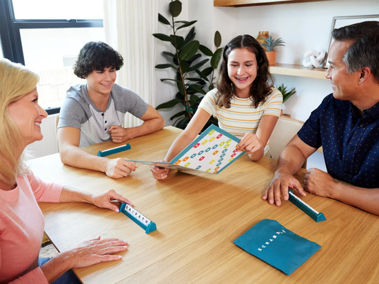 Mattel Gra słowna Scrabble 2w1 (edycja polska) - wersja odnowiona GR0828