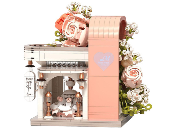 Romantic wedding hall with a showcase + flowers and a dress 1047-piece ZA5739