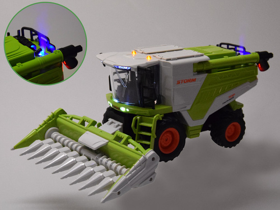 Large Combine Harvester for Corn Grain with SMOKE Light Sound Remote Control RC0716
