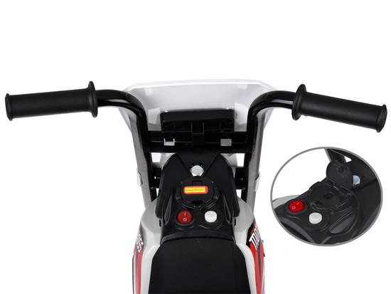 Electric battery-powered tricycle for children + music PA0334