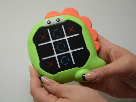 Electronic Game Dinosaur 3in1 Tic Tac Toe Memory GR0704