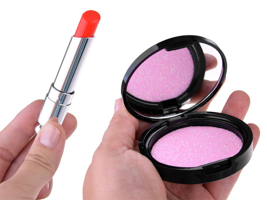 A cosmetic bag with great cosmetics Makeup set ZA4799