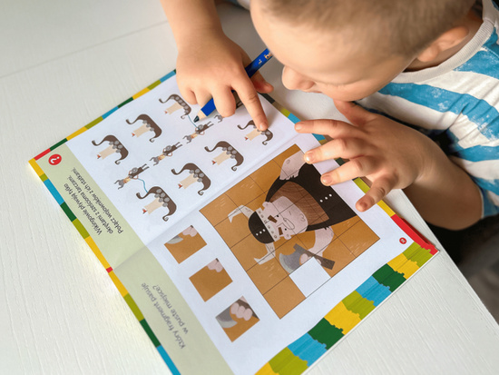 Captain Science Puzzles for 5-Year-Olds KS1214