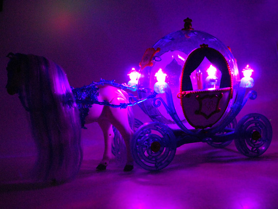 Cinderella + carriage horse with a mane comes neighs ZA1362