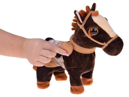 Interactive COWBOY HORSE walks, neighs, and dances. Country ihaaa! ZA5772