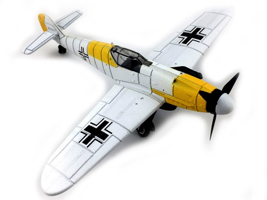 Plastic Airplane BF-109 for folding 1:48 ZA2590