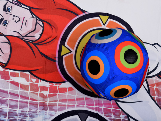 Shooting Wall Game Set + Light Up Soccer Ball ZA5599