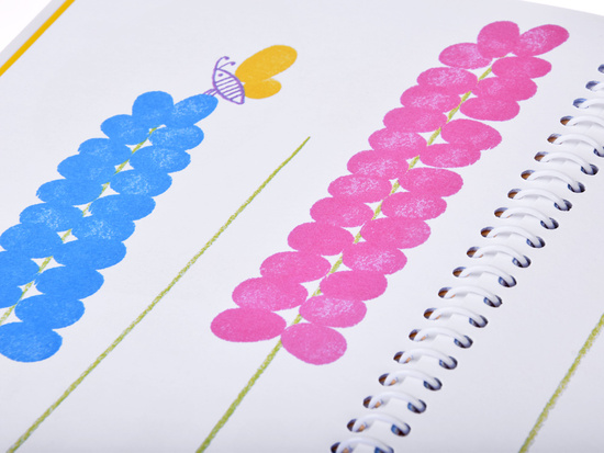 Creative finger painting book GARDEN 64 pages 7 colors AP0049