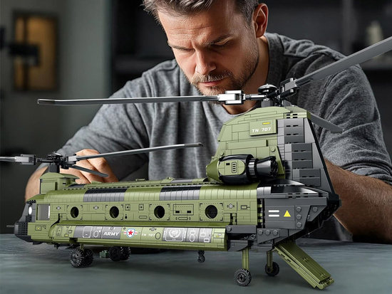 Reobrix Licensed Building Blocks CH-47 Chinook Helicopter 1458 pcs ZA5802