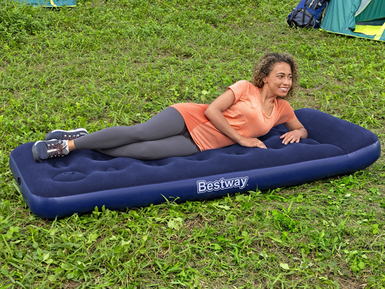 Bestway Materac kempingowy 1-os. 185x76cm - wbudowana pompka nożna 67223