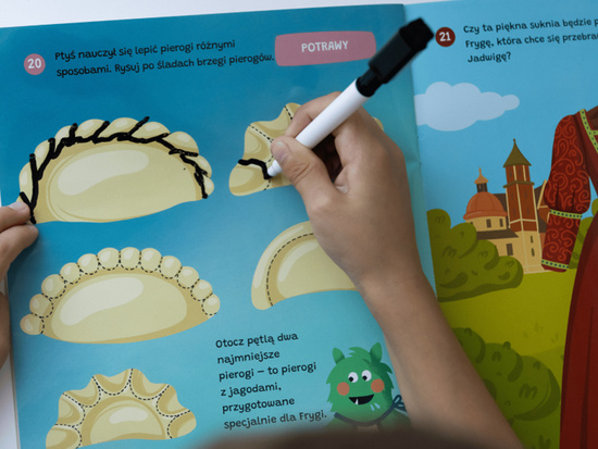 Captain Science Scribblers Learn About Poland KS1196