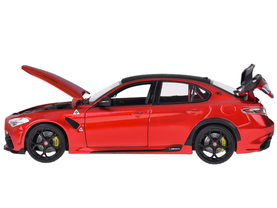 Alfa Romeo Giulia GTAm Quadrifoglio licensed red 1:18 ZA5991 model