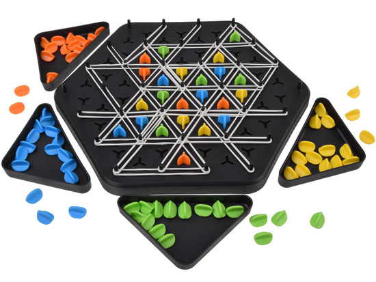 Chain Chess Strategy Game - Capture as many triangles as possible! GR0764