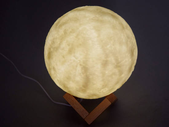 Lampka nocna Księżyc Moon Light 3D 18cm ZA3826