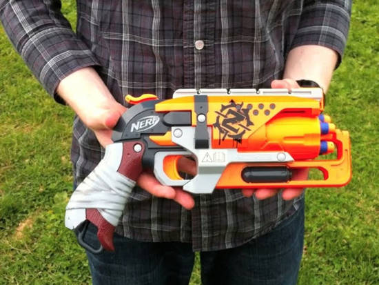 Nerf Zombie Strike Hammer pistolet +5 naboi ZA4579